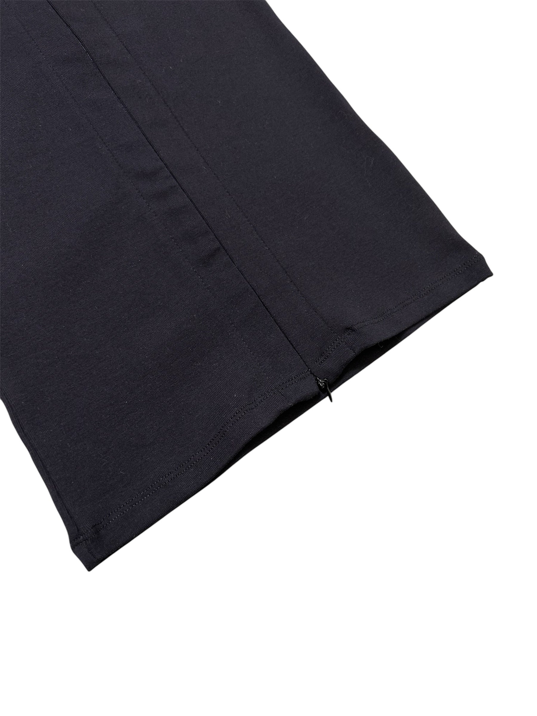 Sleeveless zip top